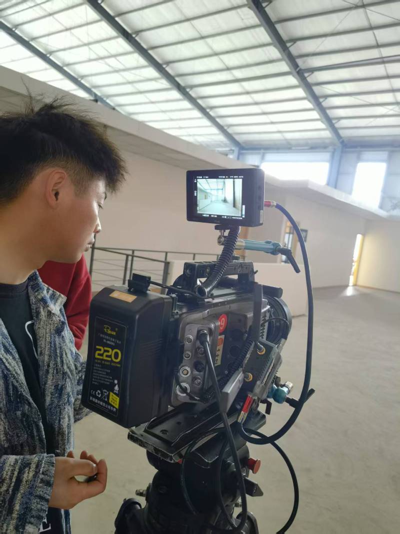 解锁龙华区广告片拍摄：以创意镜头，解锁品牌商业价值新高度